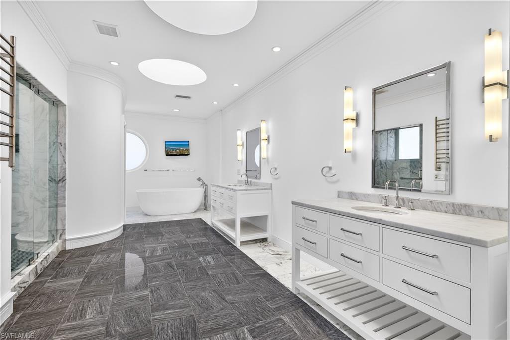 RIVERSIDE - Residential