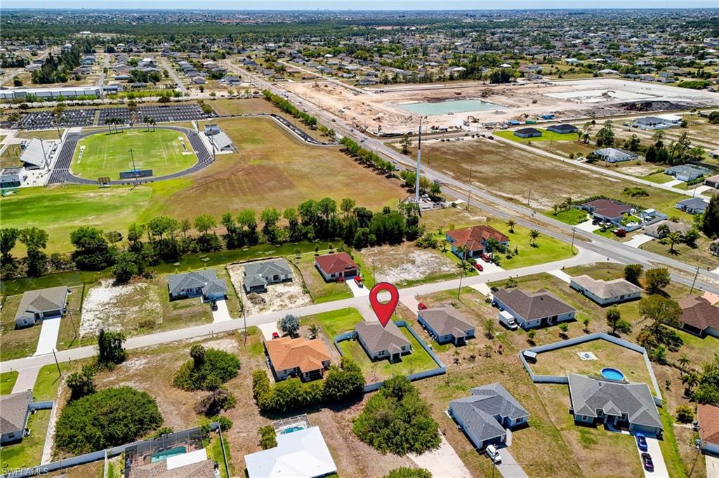 GATOR CIRCLE - Residential