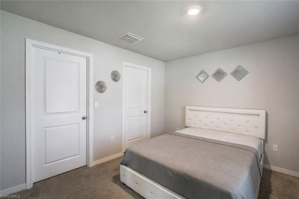 GATOR CIRCLE - Residential