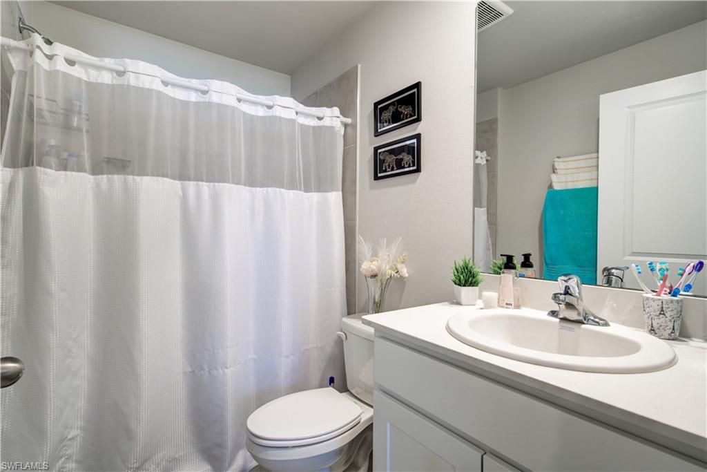 GATOR CIRCLE - Residential