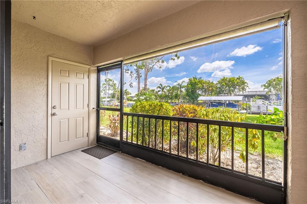 YACHTSMANS COVE - Residential