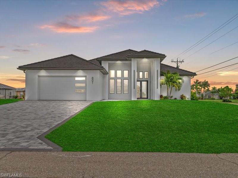 CAPE CORAL - Residential