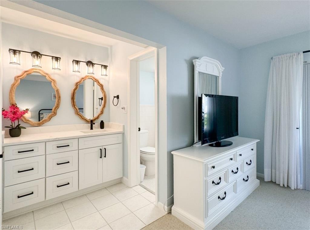 HIDDEN LAKE VILLAS - Residential Lease