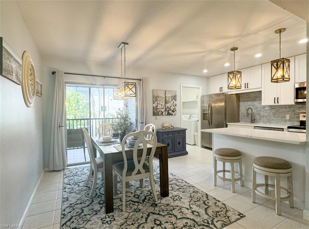 HIDDEN LAKE VILLAS - Residential Lease