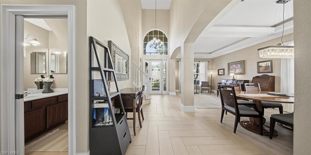 CARLTON LAKES - Residential