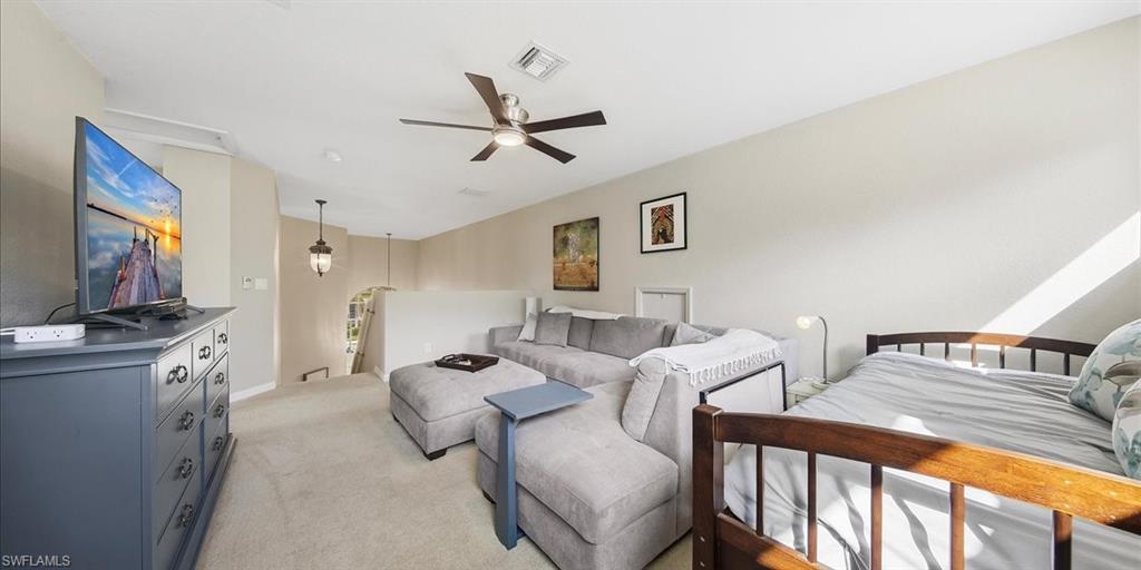 CARLTON LAKES - Residential