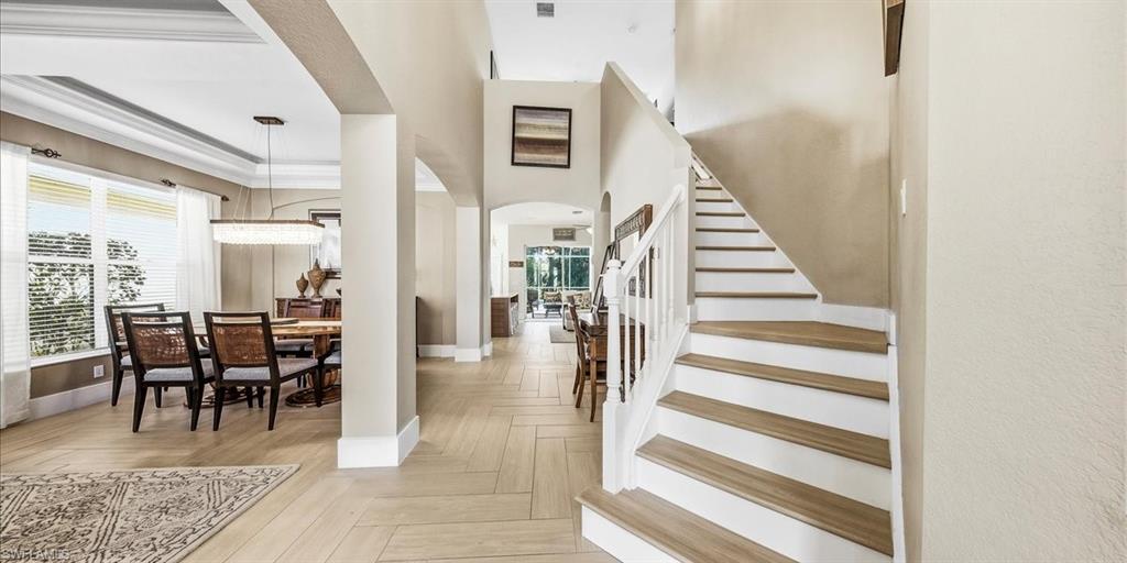 CARLTON LAKES - Residential