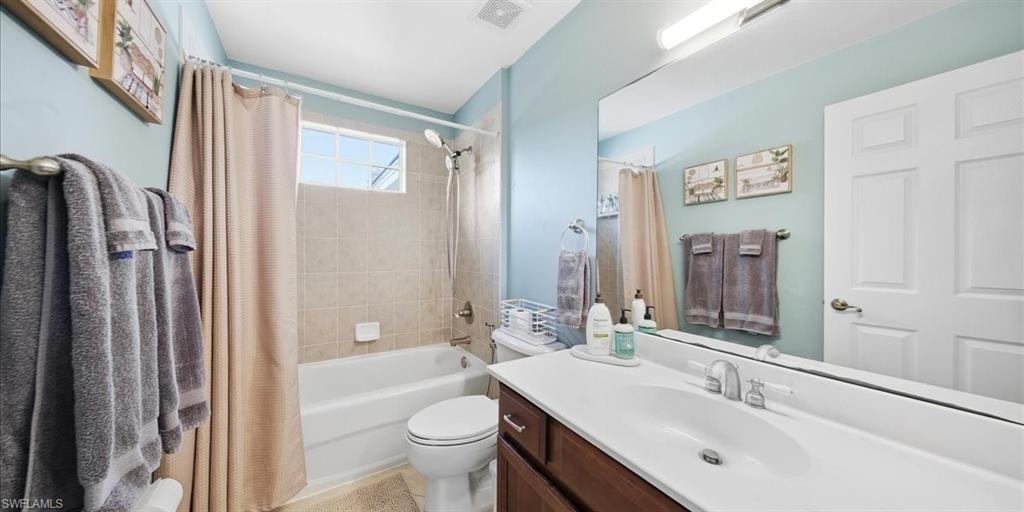 CARLTON LAKES - Residential