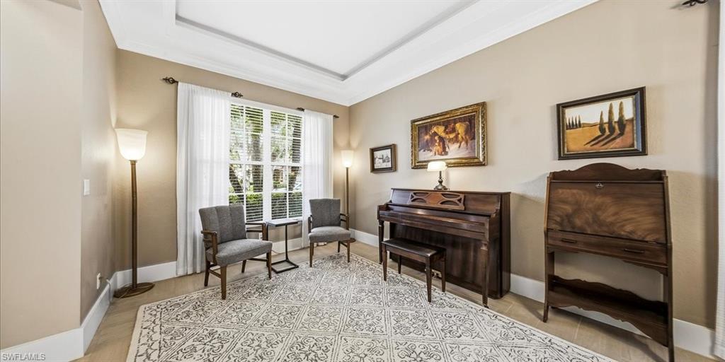 CARLTON LAKES - Residential