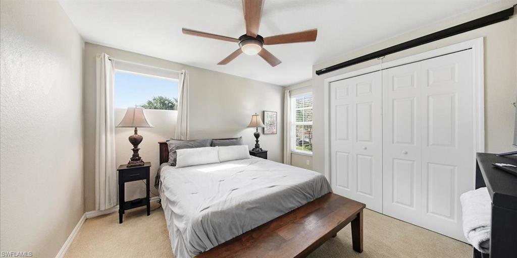 CARLTON LAKES - Residential