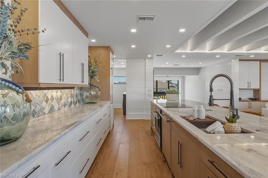 MARCO ISLAND - Residential