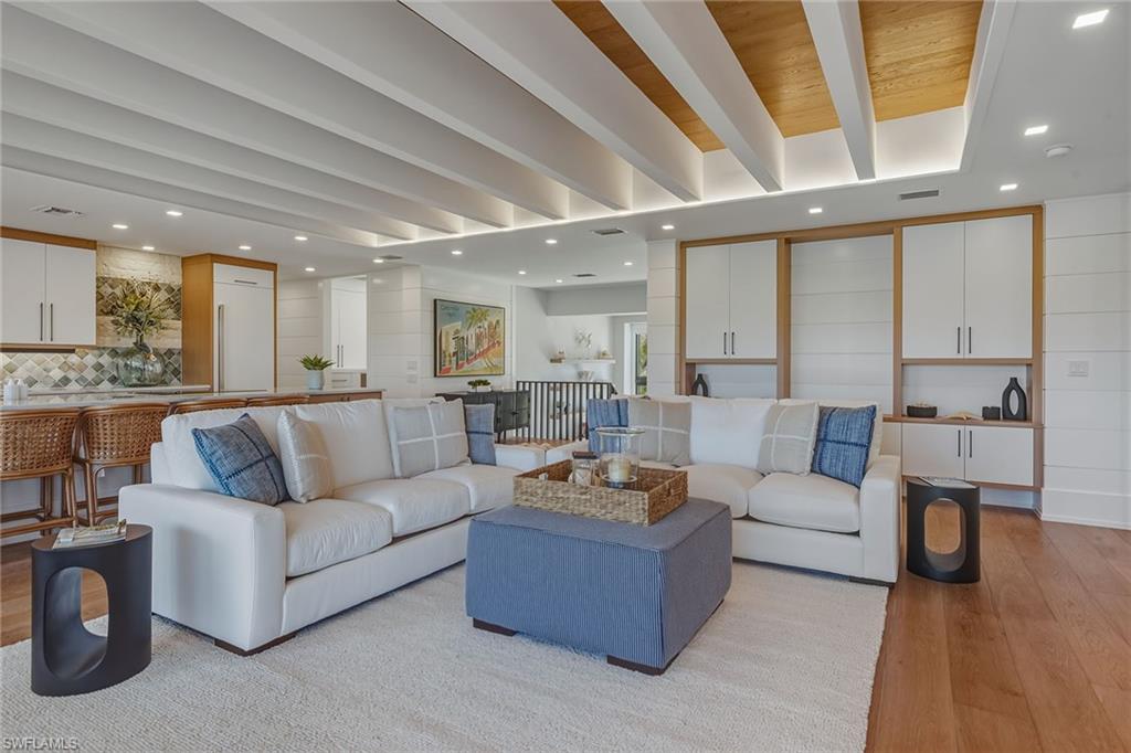 MARCO ISLAND - Residential