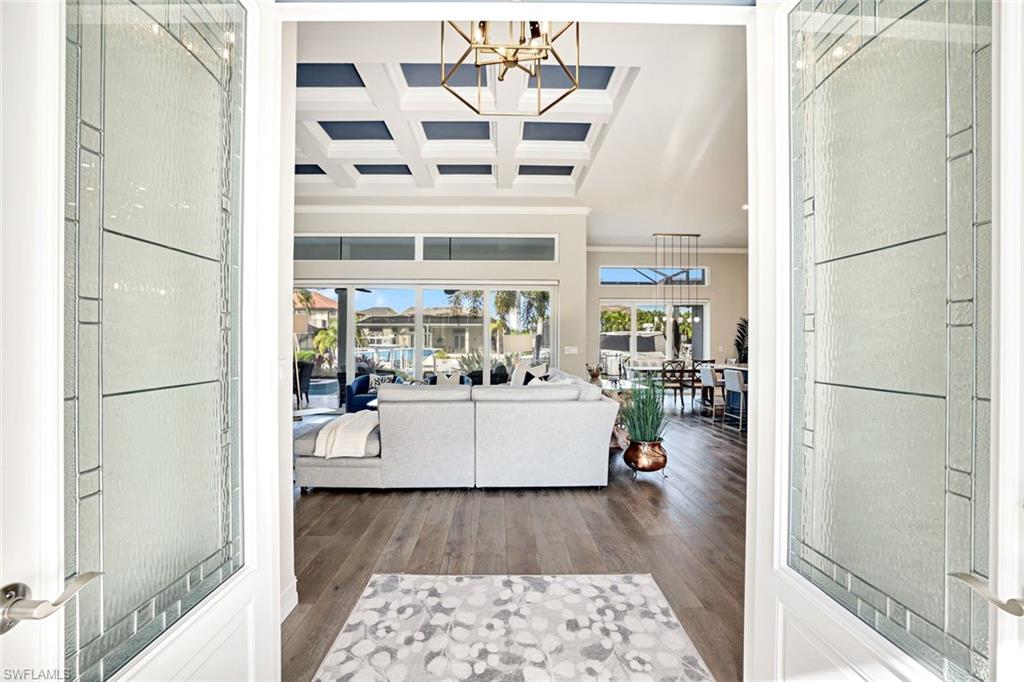 MARCO BEACH - Residential