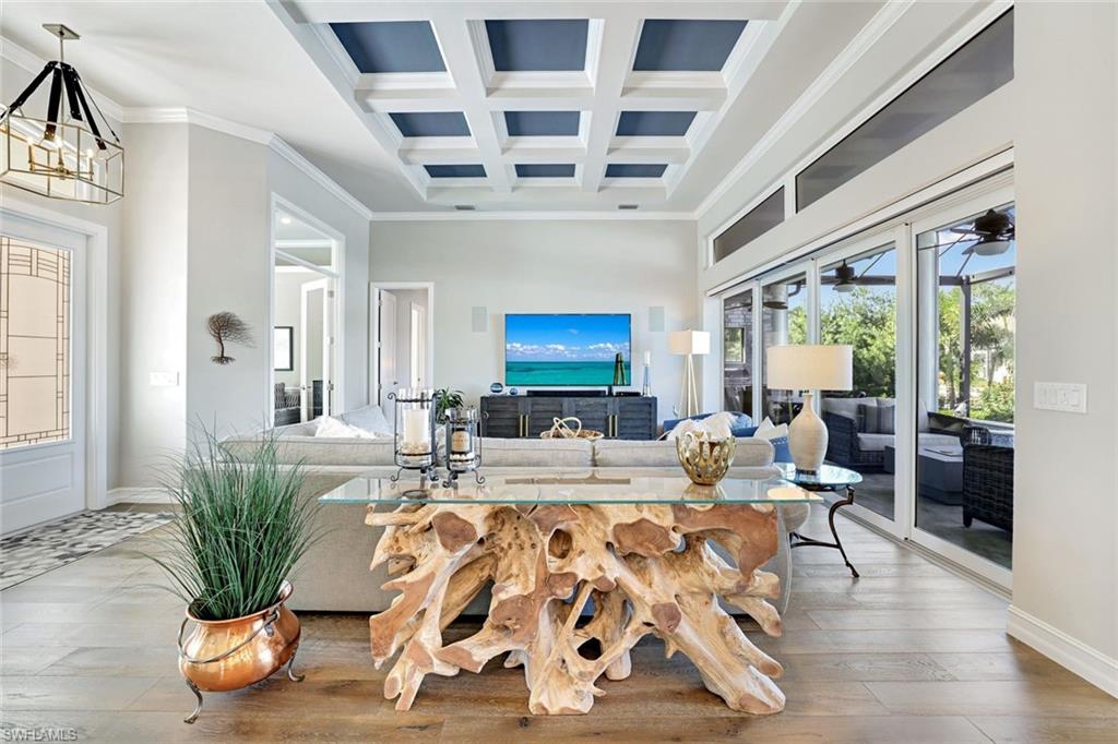 MARCO BEACH - Residential