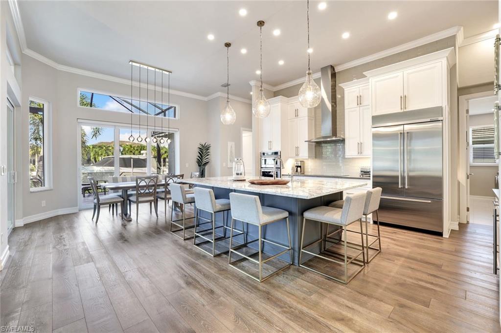 MARCO BEACH - Residential