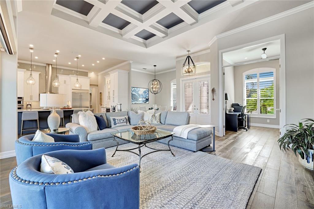 MARCO BEACH - Residential