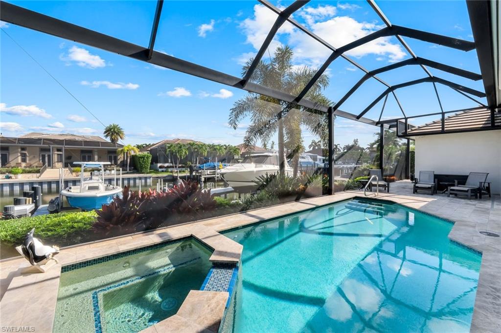 MARCO BEACH - Residential