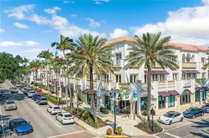 OLDE NAPLES - Residential