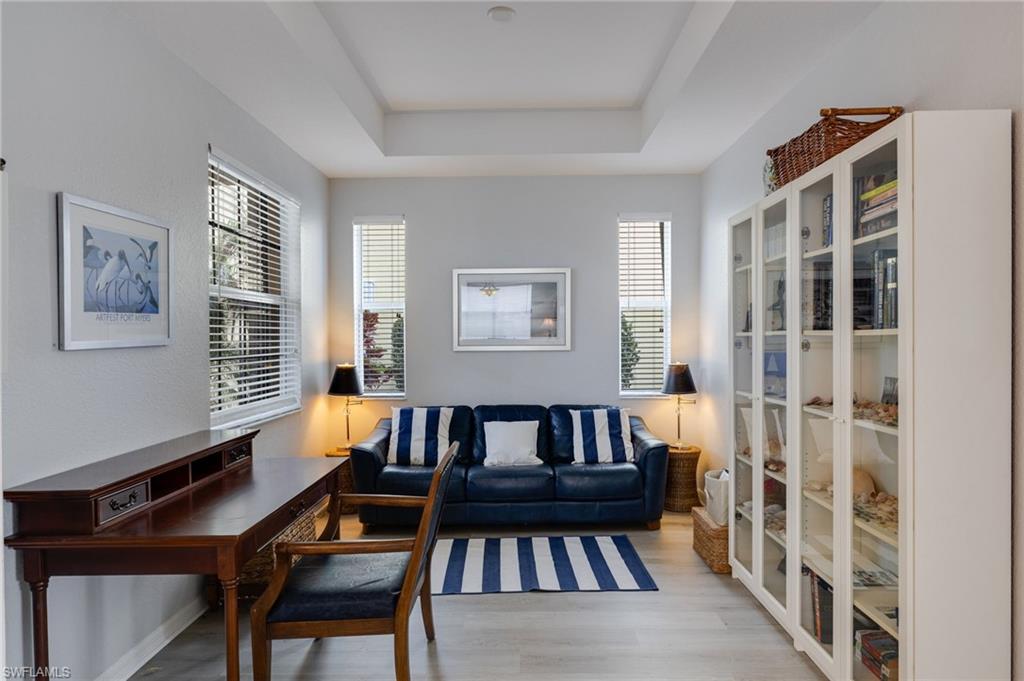 CORAL LAKES - Residential