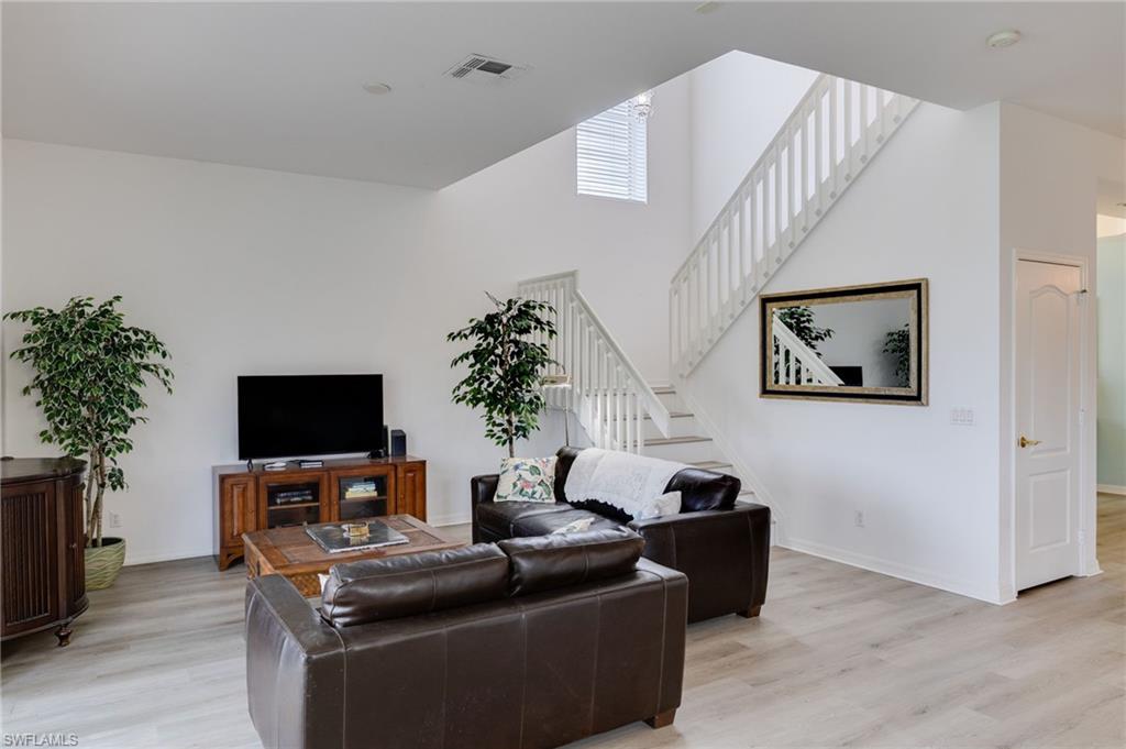 CORAL LAKES - Residential