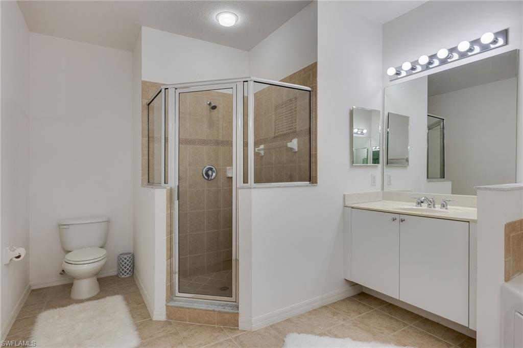 CORAL LAKES - Residential