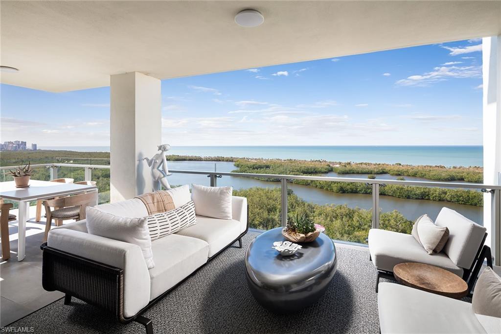 MYSTIQUE - Residential