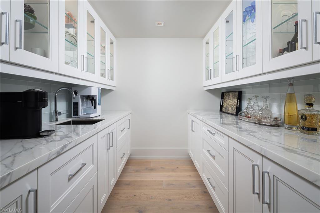 MYSTIQUE - Residential