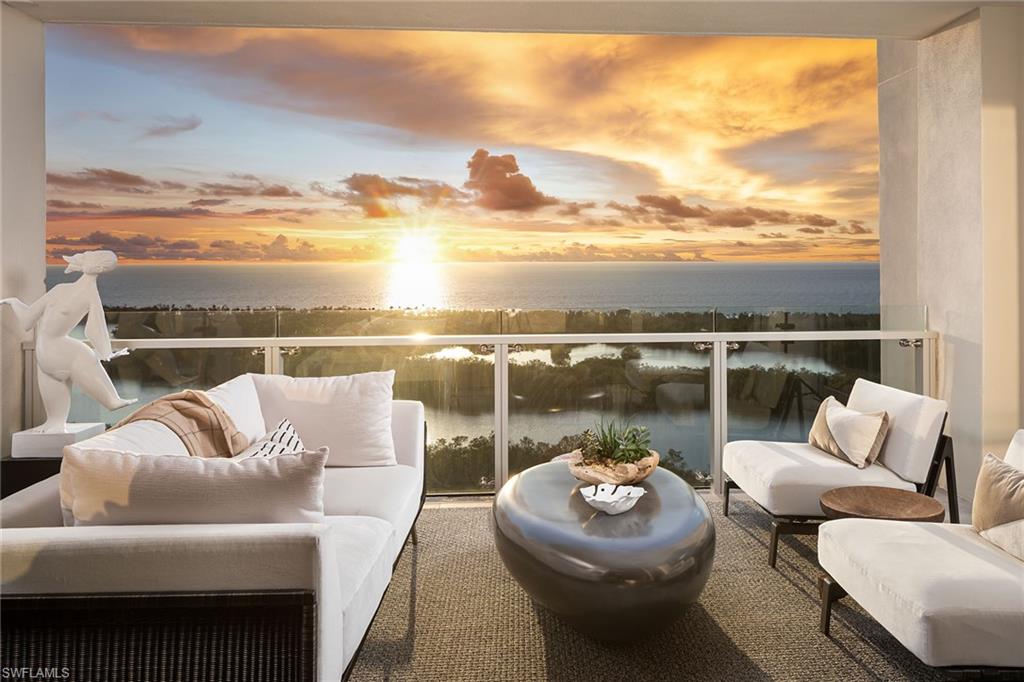 MYSTIQUE - Residential