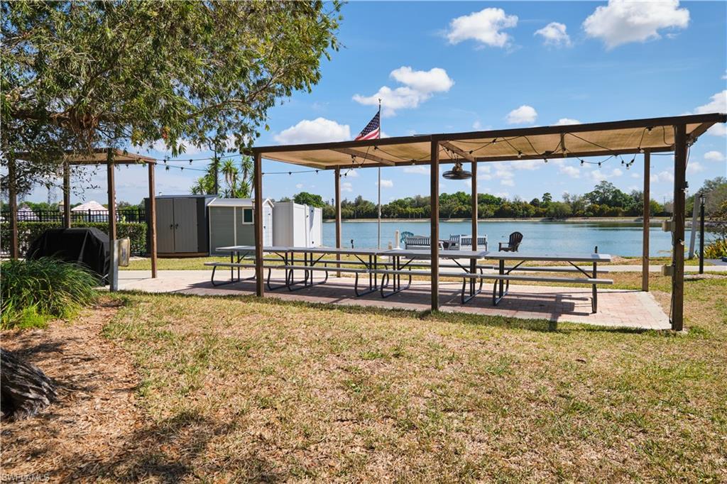 PINE RIDGE OF FORT MYERS VILLAGE - Residential