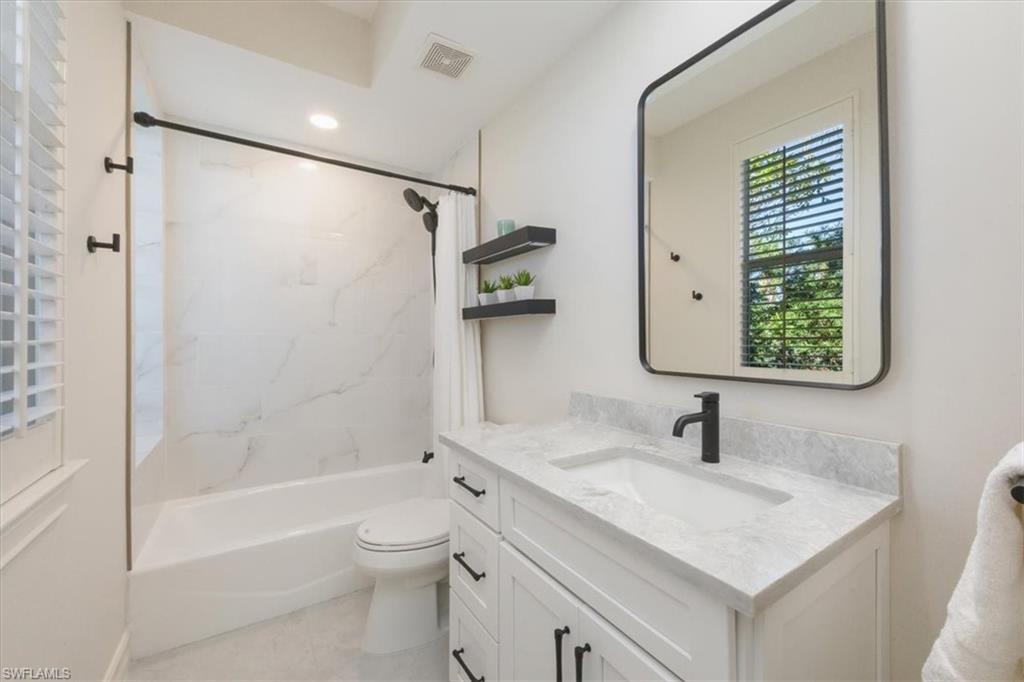 MOORINGS - Residential