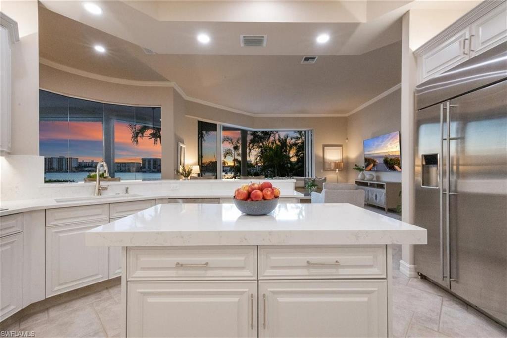 MOORINGS - Residential