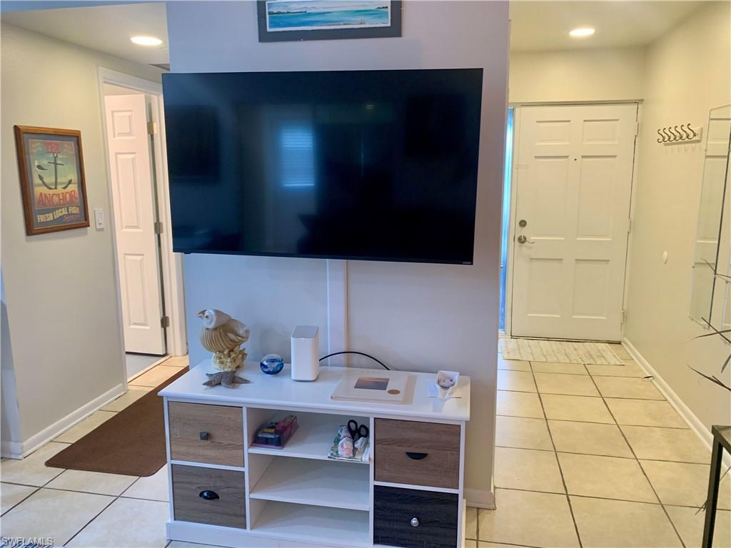 CHARLOTTE SHORES - Residential Lease