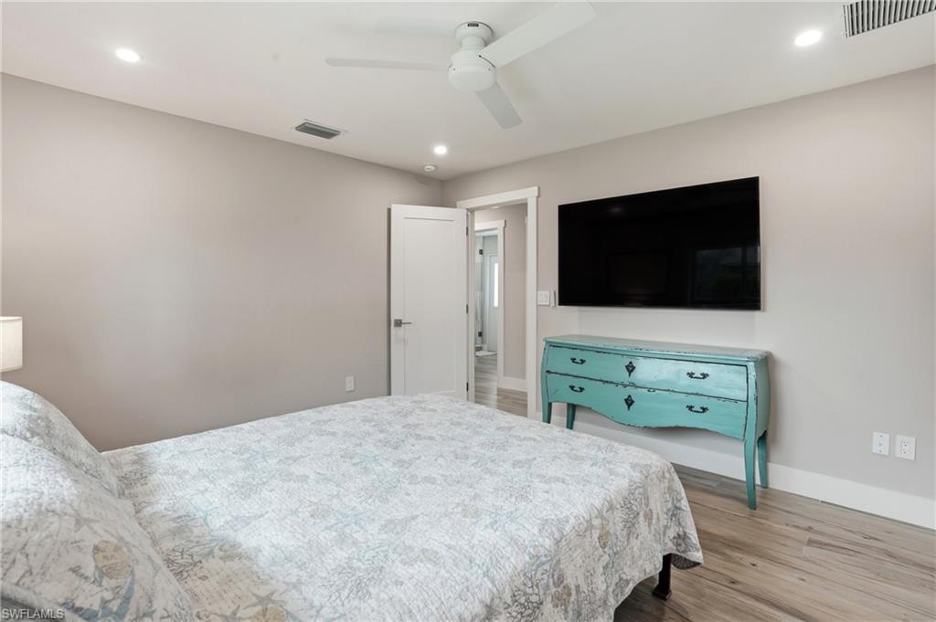 ISLAND PARK - Residential Lease