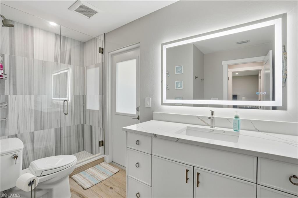 ISLAND PARK - Residential Lease