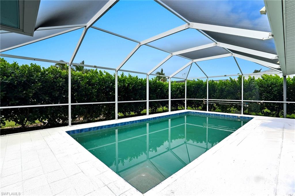 ISLAND PARK - Residential Lease