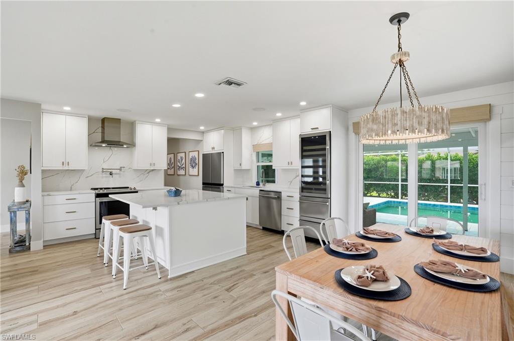 ISLAND PARK - Residential Lease