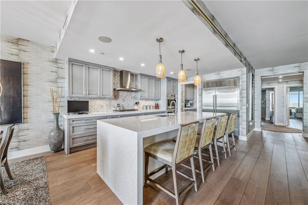 KALEA BAY TOWER 100 - Residential