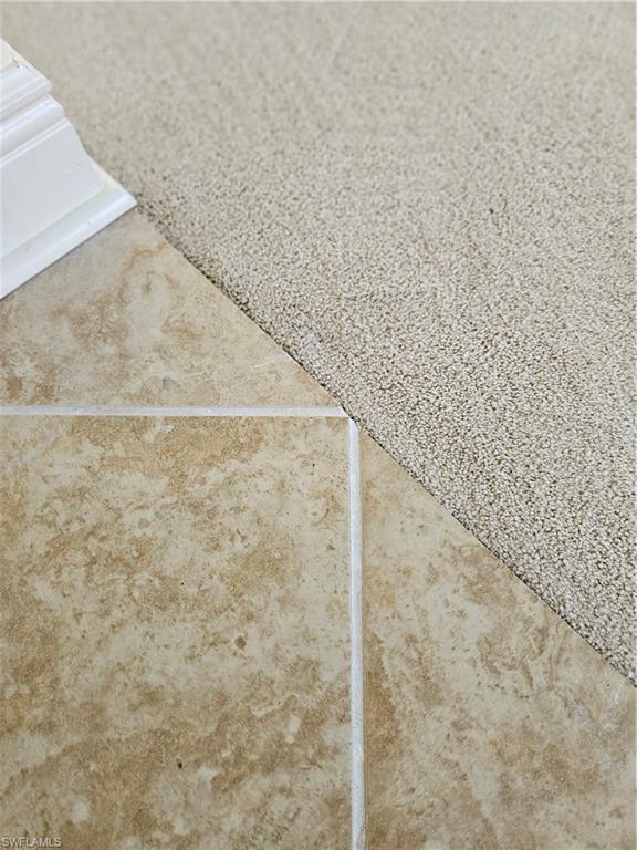 CREEKSIDE - Residential