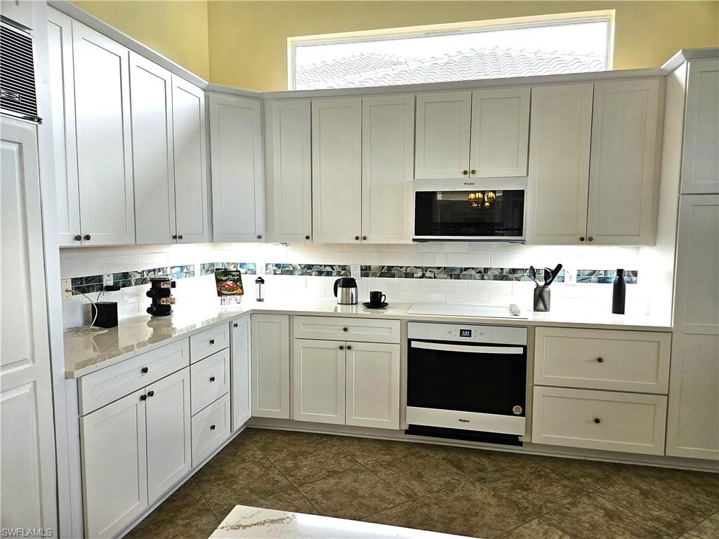 CREEKSIDE - Residential