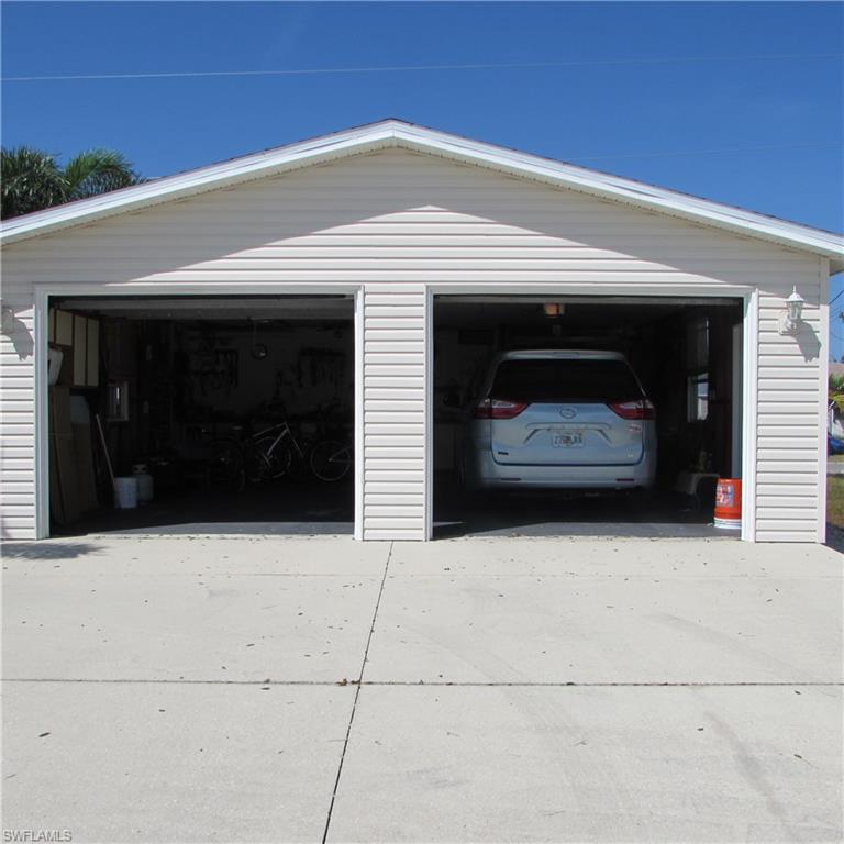 FLAMINGO BAY - Residential