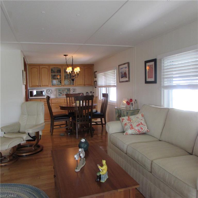 FLAMINGO BAY - Residential