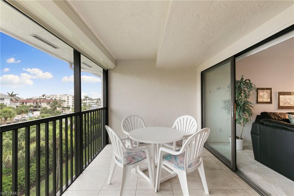 MISTY COVE - Residential