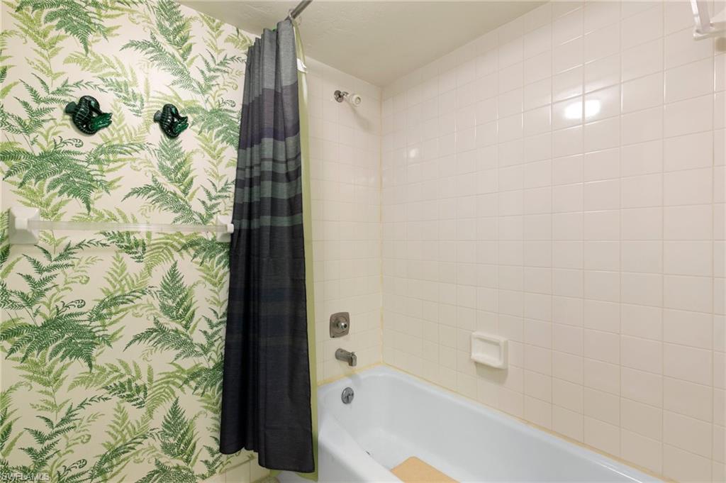 MISTY COVE - Residential