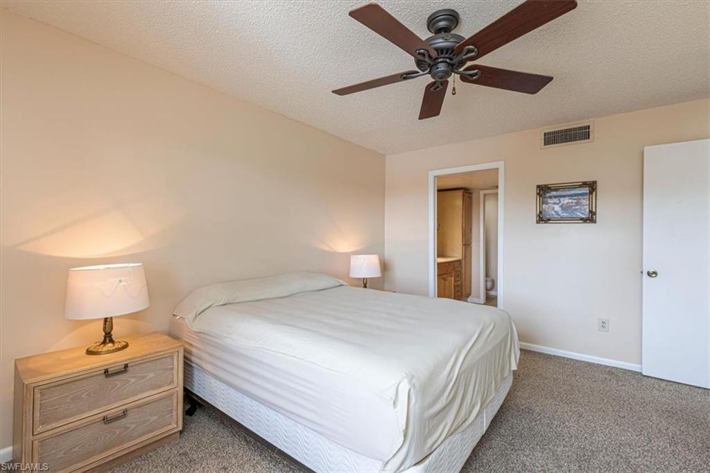 HAMMOCKS - Residential Lease