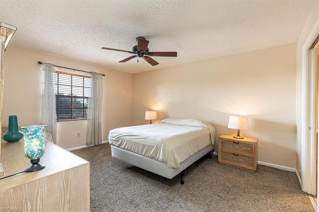 HAMMOCKS - Residential Lease