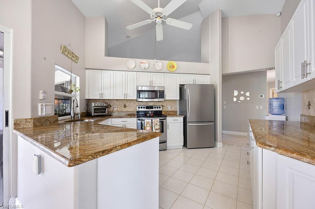 BURNT STORE MARINA - Residential