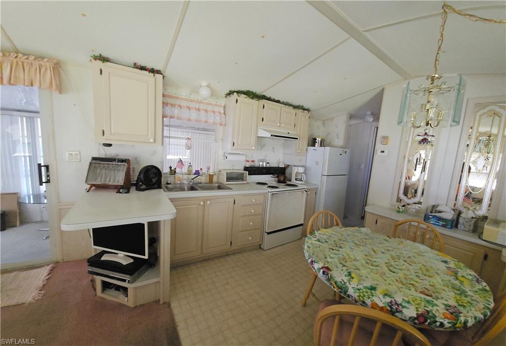 GULF COAST CAMPING RESORT - Residential