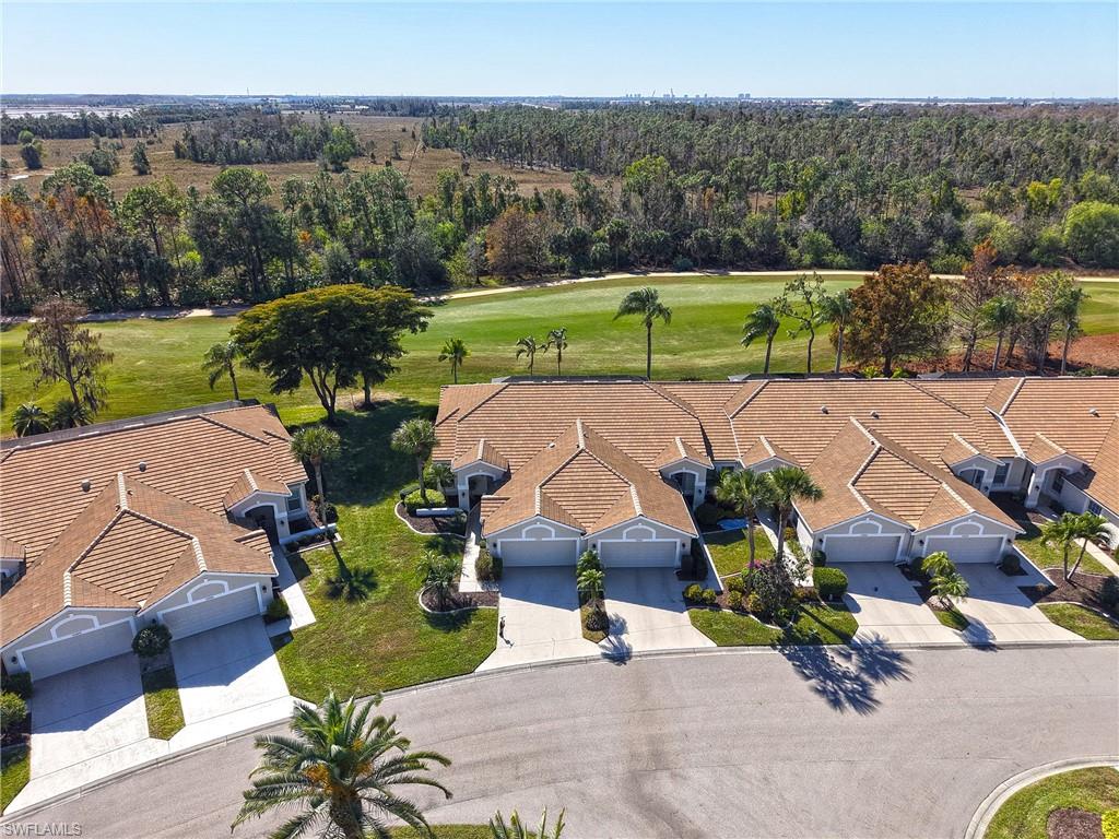 VILLAS AT OLDE HICKORY - Residential