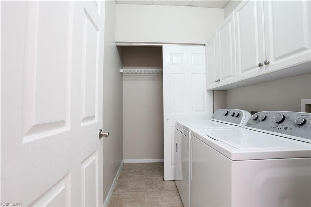 EDGEWATER AT CARLTON LAKES - Residential Lease