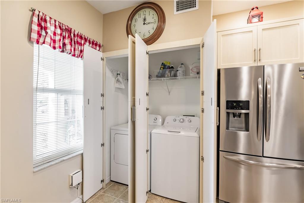 SUNSET STREAM - Residential